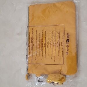 NWT KIPLING Small Cosmetic Versatile Nylon Lightweight Bag With Monkey Keychain